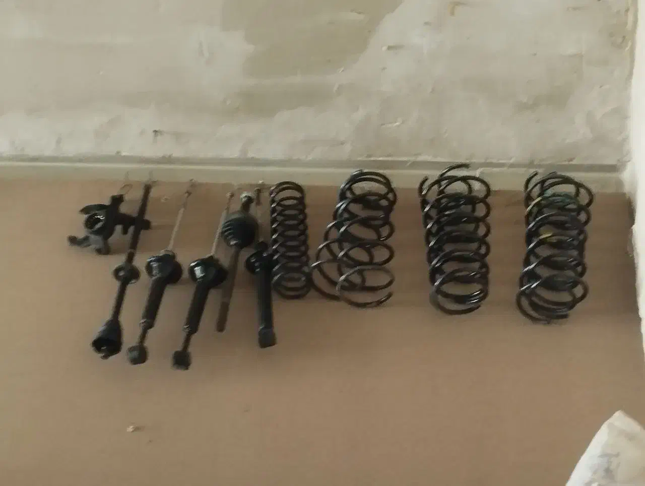 اوراقی و استوک فروشی قطعات جلوبندی وکمک فنر|قطعات یدکی و لوازم جانبی|بروجرد, |دیوار