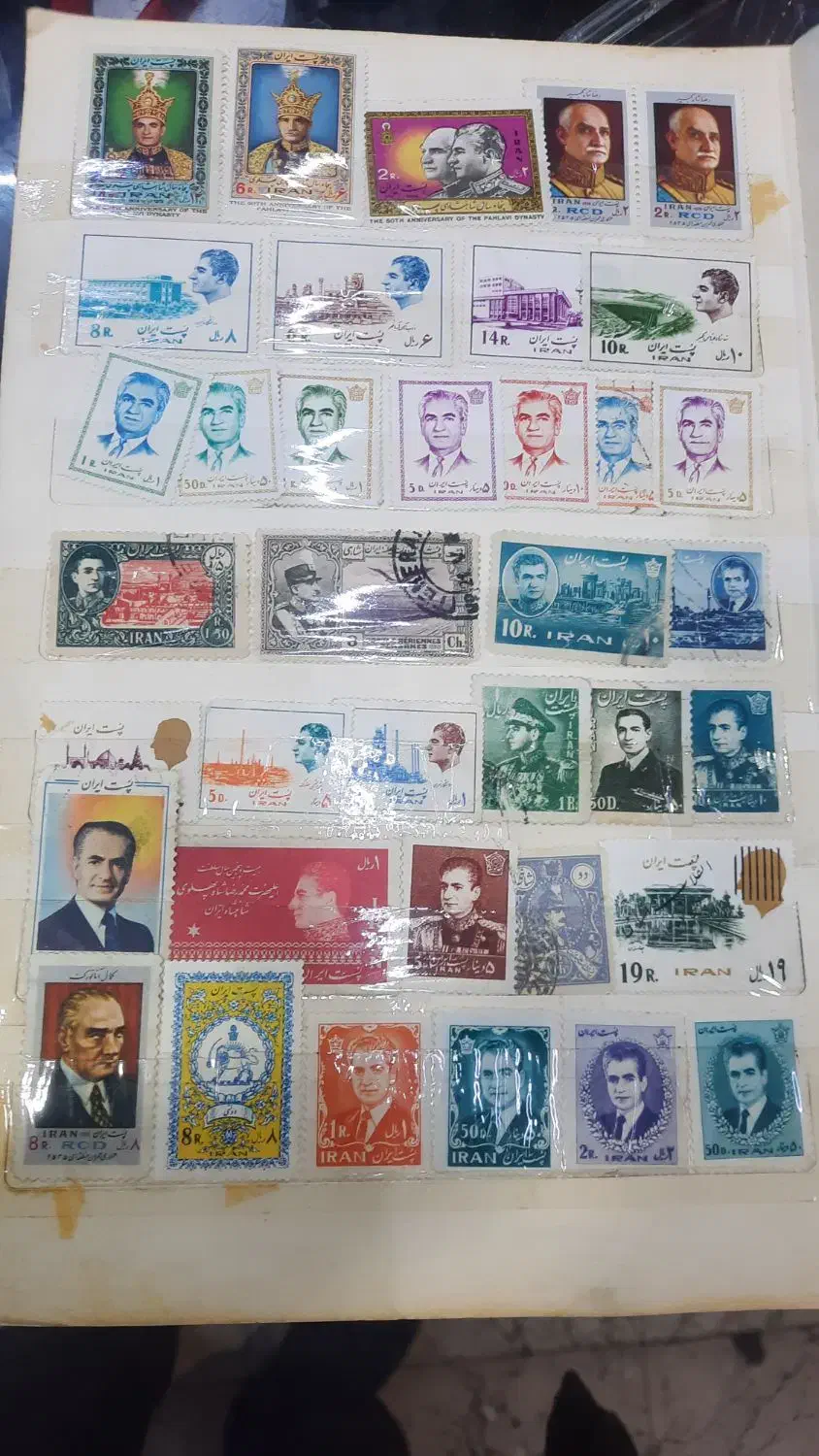 البوم تمبرقدیم وجدید|کلکسیون سکه، تمبر، اسکناس|تهران, چهارصد دستگاه|دیوار