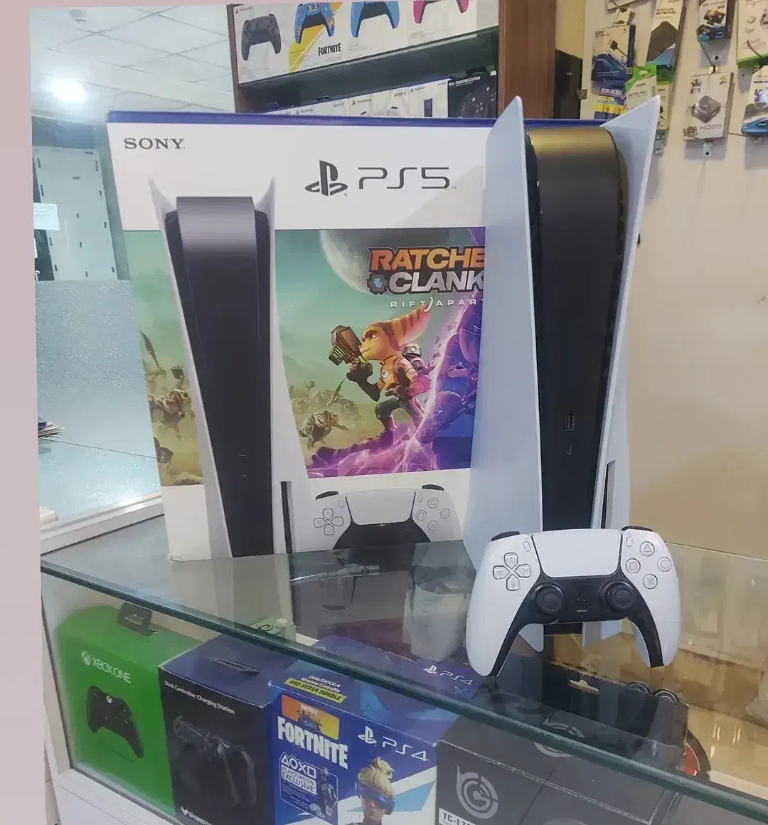 پلی استیشن ۵ دیسکخور معاوضه با ps4 داریم|کنسول، بازی ویدئویی و آنلاین|تهران, گلستان (شهرک راه آهن)|دیوار