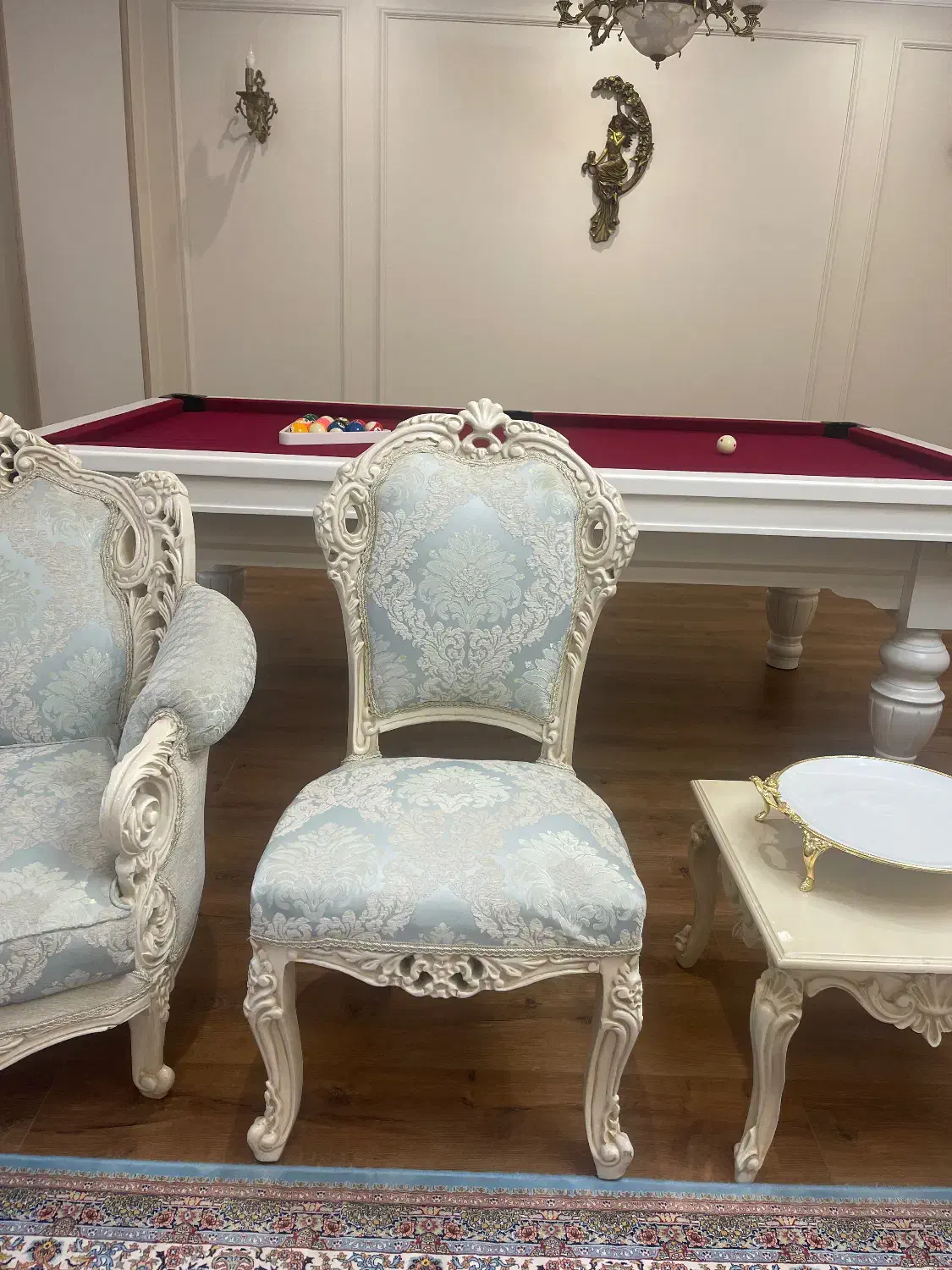 مبلمان سلطنتی|مبلمان خانگی و میز عسلی|کرج, عظیمیه|دیوار