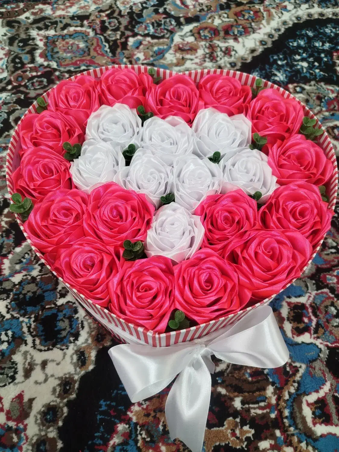 دو مدل گل ربانی|گل مصنوعی|سلماس, |دیوار