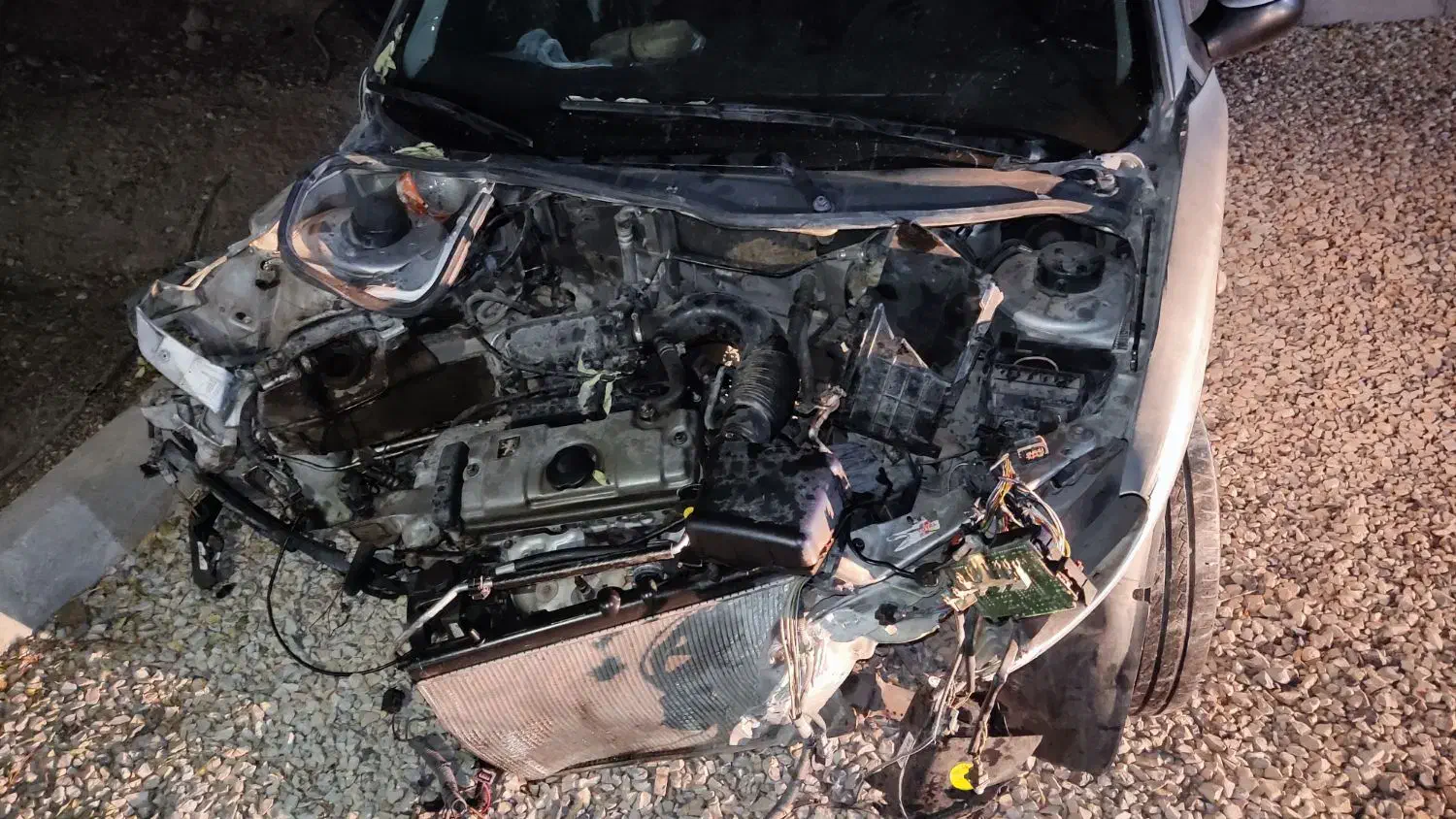 206 تیپ۲ تصادفی مدل ۸۲|خودرو سواری و وانت|کرمانشاه, |دیوار