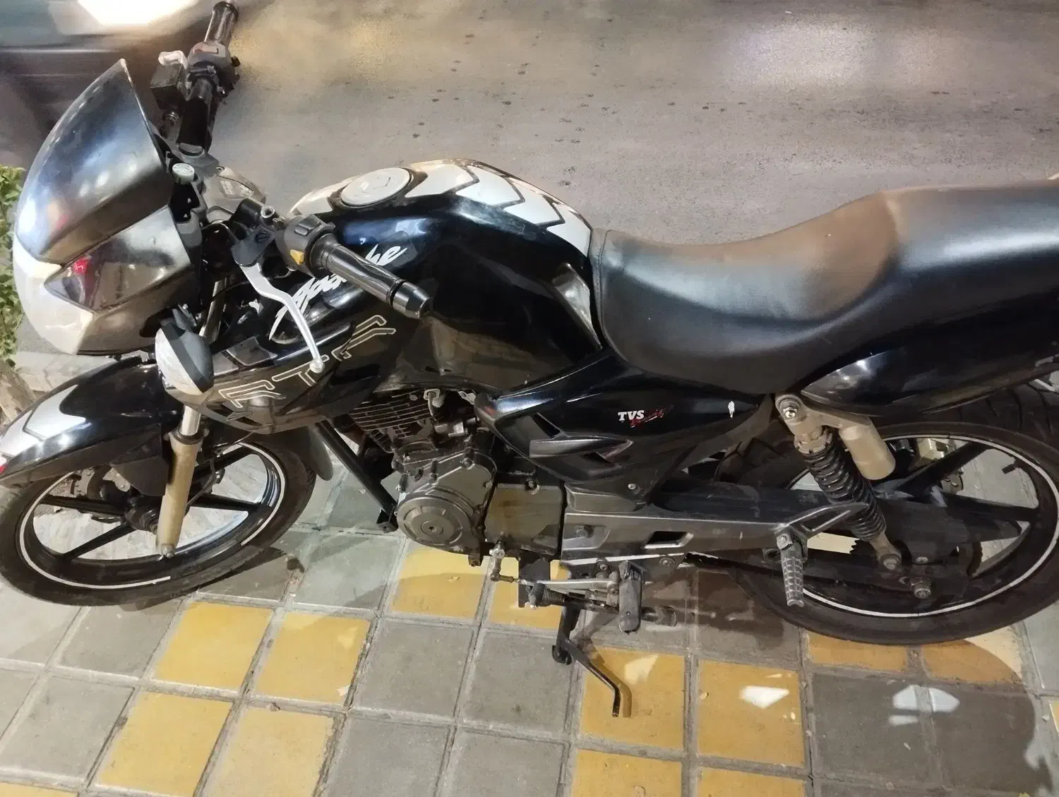 آپاچی ۱۸۰ مزایده|موتورسیکلت|اصفهان, وحید|دیوار