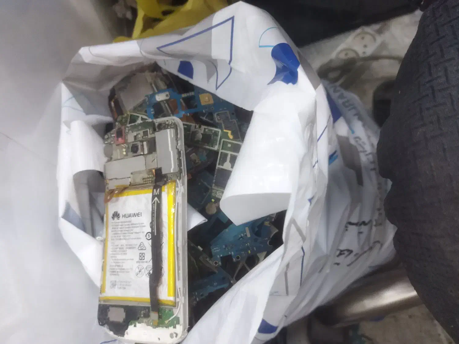 معاوضه خرید انواع گوشی سوخته|موبایل|شوشتر, |دیوار