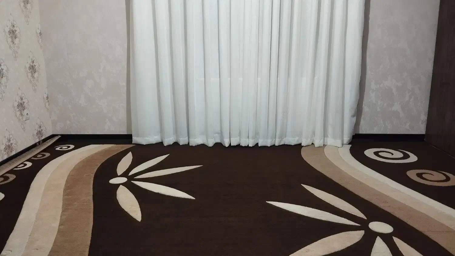 دوعدد گلیم فرش 12 متری|گلیم، جاجیم، گبه|صدرا-فارس, فاز ۱|دیوار