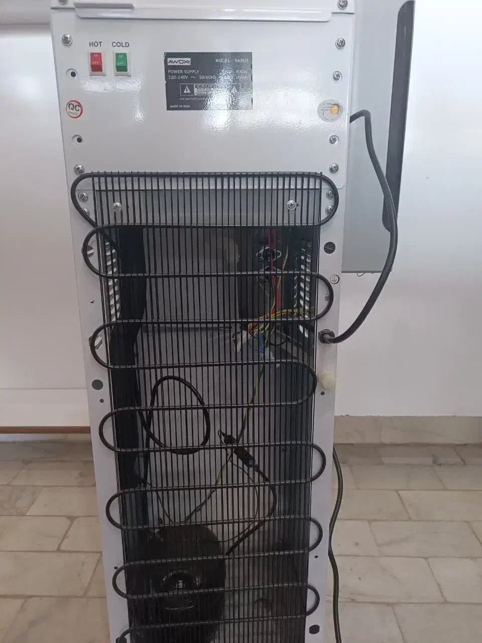 آبسردکن و آب جوش|آبسردکن و تصفیه آب|یزد, |دیوار