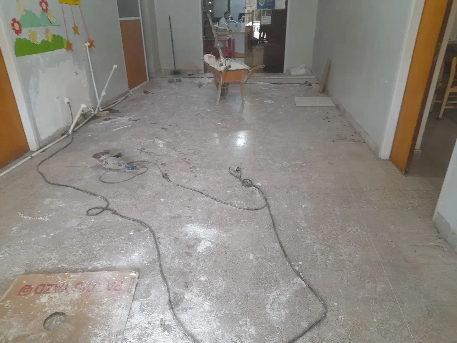 اوستا کاشی سرامیک|خدمات پیشه و مهارت|آزادشهر, |دیوار