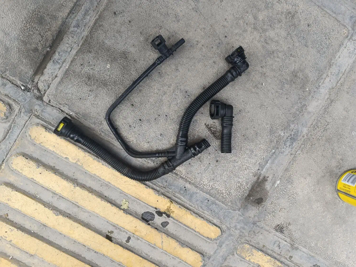 سوئیچ ماشین موتور گم کردم مژدگانی میدم|اشیا|سنندج, |دیوار