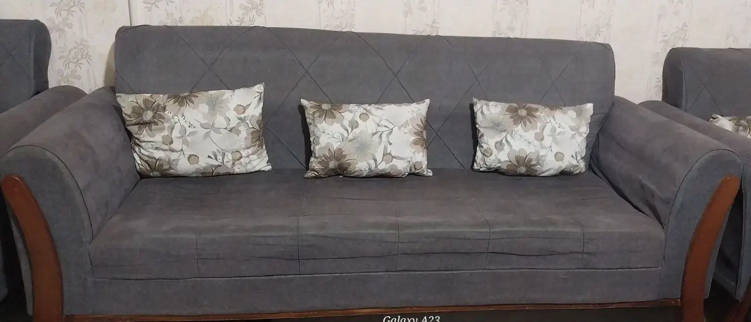 راحتی ۷نفره|مبلمان خانگی و میز عسلی|فردیس, شهرک شهید حسینی|دیوار