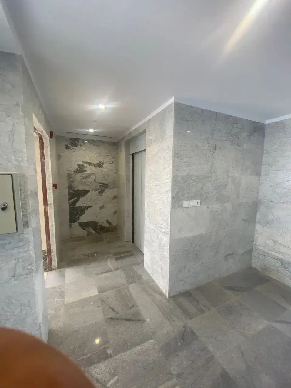 فروش آپارتمان لاکچری در رادیو دریا با ویو دریا|فروش آپارتمان|چالوس, |دیوار