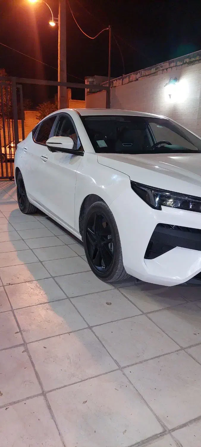 کی ام سیj7 بدون رنگ۱۴۰۳سفید|خودرو سواری و وانت|بندرعباس, |دیوار