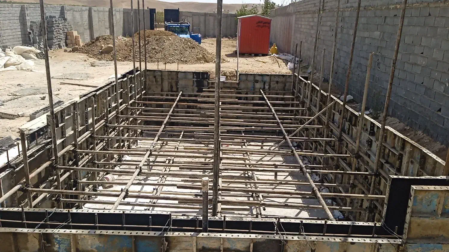 داربست فلزی ملل|خدمات پیشه و مهارت|دماوند, گیلاوند|دیوار