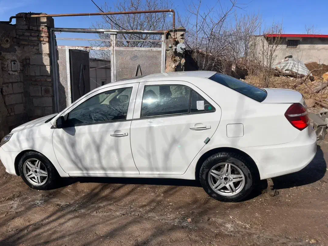 جیلی مدل ۹۸|خودرو سواری و وانت|رشت, کوی عرفان|دیوار