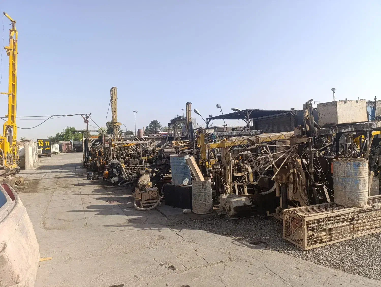 استخدام کارگر ساده و منشی|استخدام صنعتی، فنی، مهندسی|چهاردانگه (تهران), |دیوار