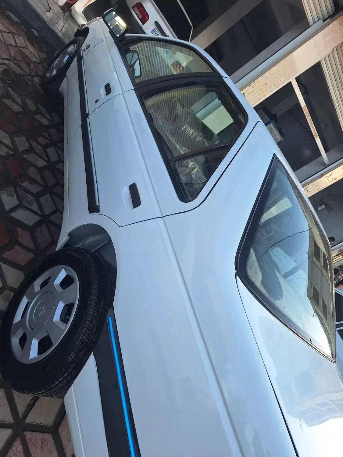 پژو ۴۰۵ تیوفایو|خودرو سواری و وانت|کازرون, |دیوار