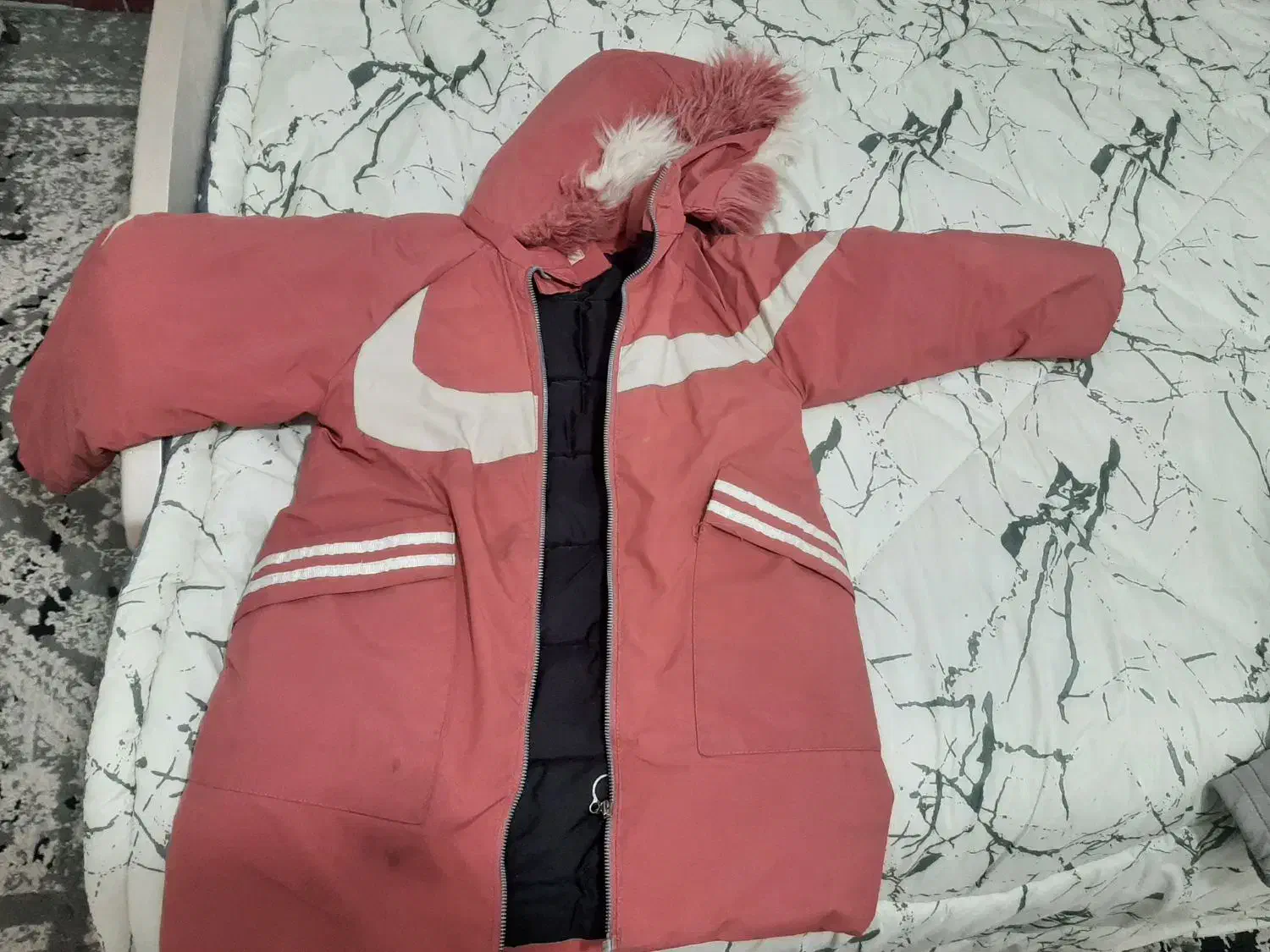 کاپشن نو نو برای ۱۰ تا ۱۵ سال فقط ۷۵۰|کفش و لباس بچه|دامغان, |دیوار