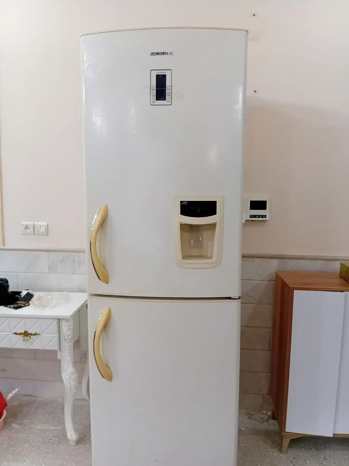 یخچال الکترواستیل سالم|یخچال و فریزر|قم, قلعه کامکار|دیوار