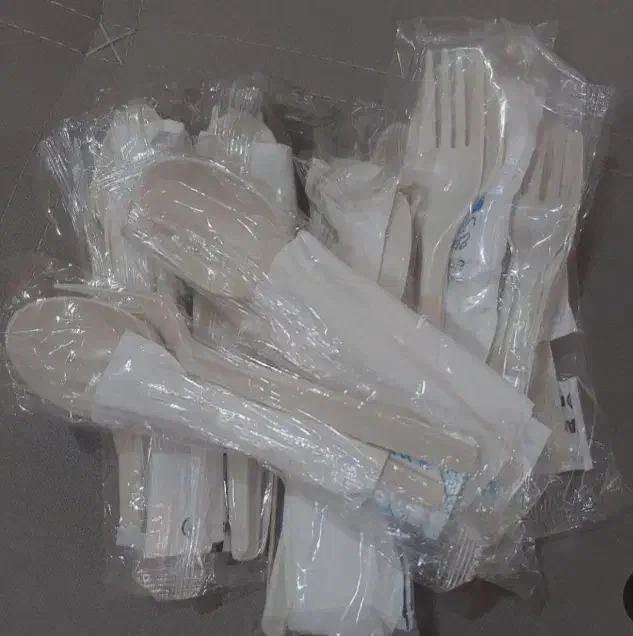 قاشق و چنگال گیاهی|ظروف نگهدارنده، پلاستیکی، یکبارمصرف|بهبهان, |دیوار