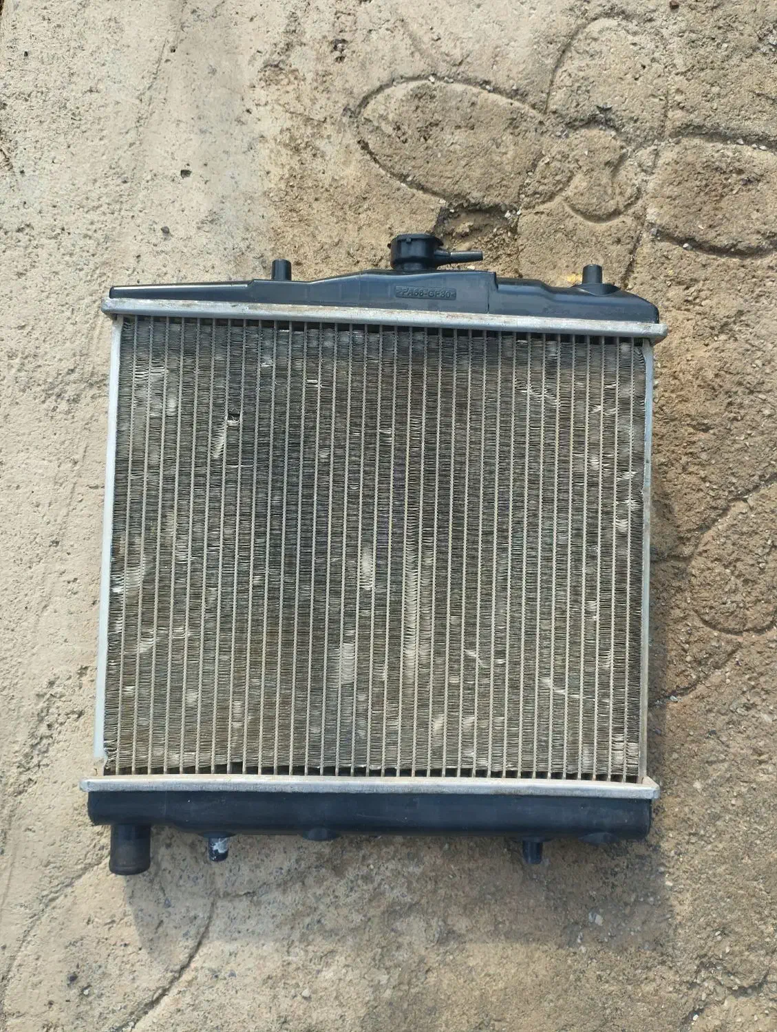 رادیاتور|قطعات یدکی و لوازم جانبی|ایلام, |دیوار