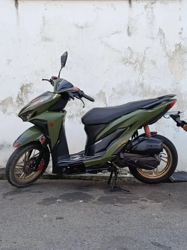 موتور کلیک ۱۴۰۱|موتورسیکلت|چالوس, |دیوار