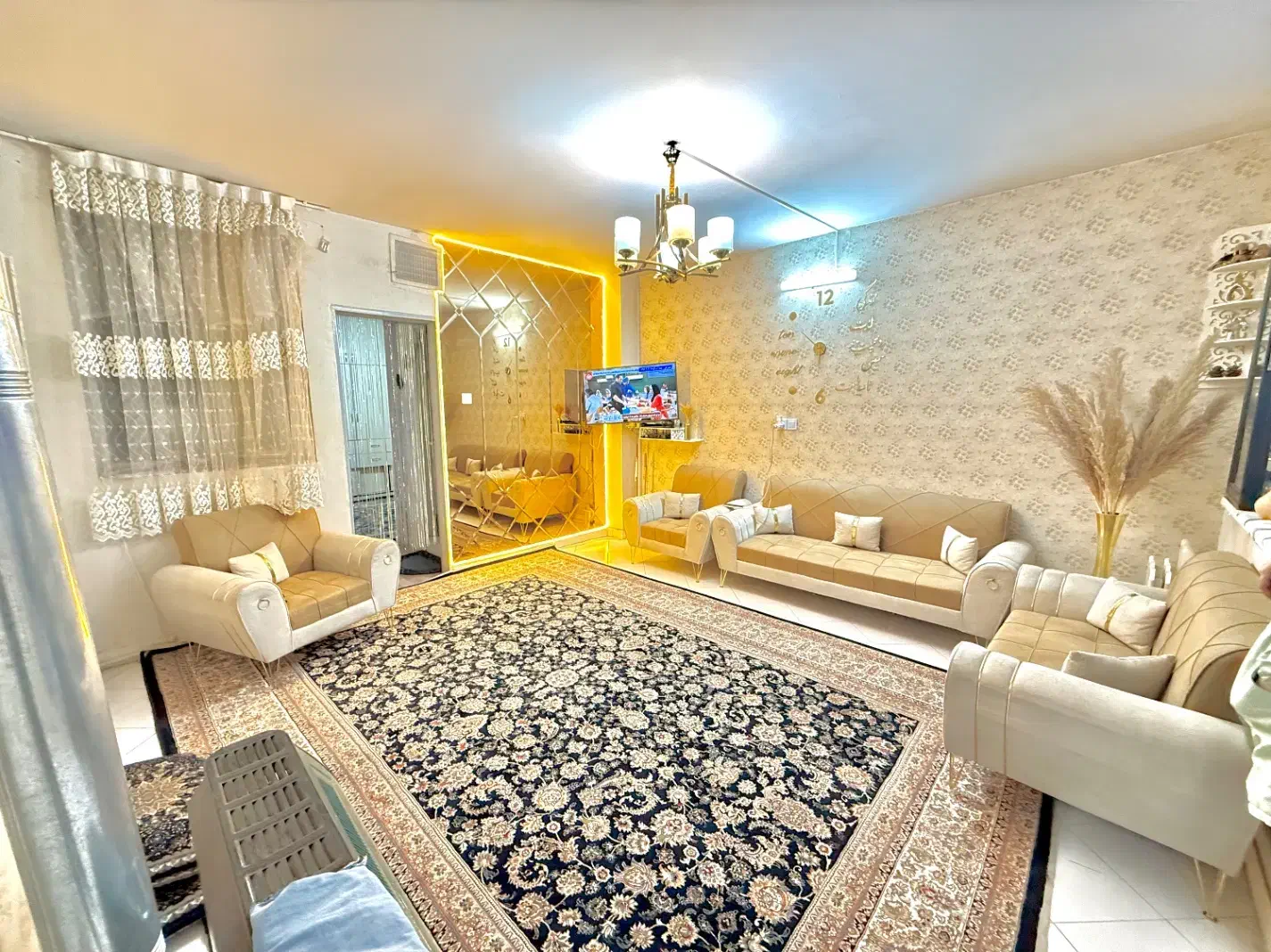 نقلی عروسک/پارکینگ‌دار/مشاعات سنگ/فلکه سوم قائمیه|فروش آپارتمان|اسلام‌شهر, شهرک قائمیه|دیوار