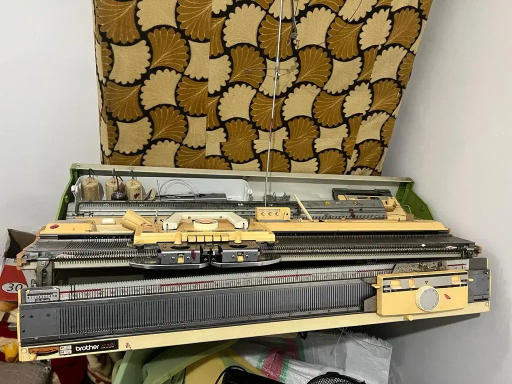 دستگاه بافندگی برادر اصل ژاپن ۸۳۰ سالم در حد نو|چرخ خیاطی و ریسندگی|رشت, انصاری|دیوار