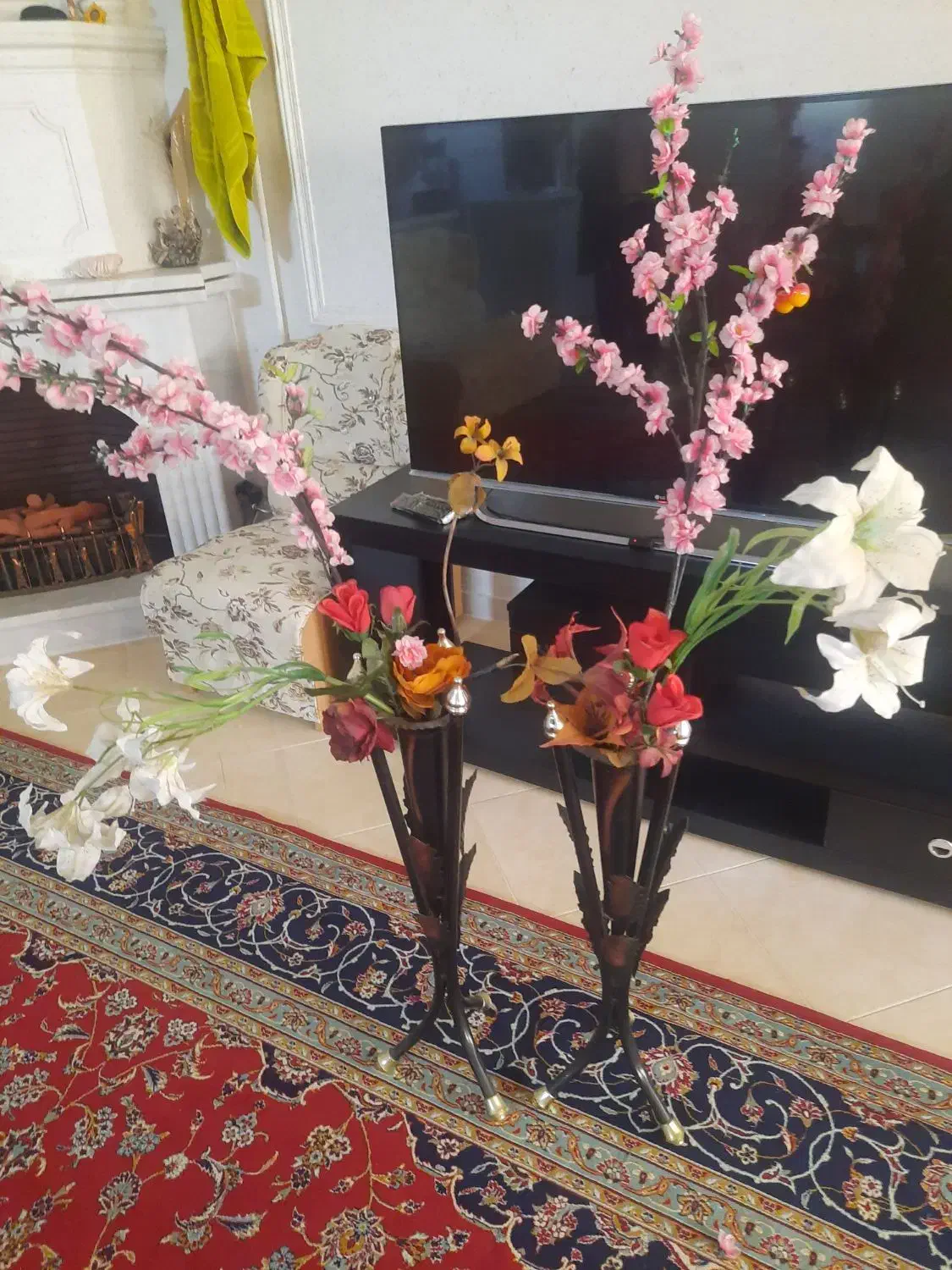 گلدان و گل مصنوعی|گل مصنوعی|بروجرد, |دیوار