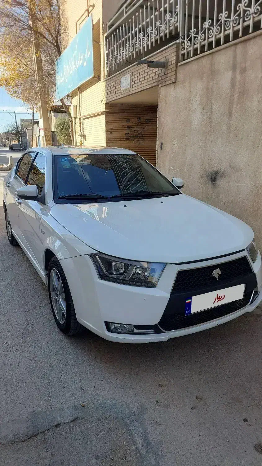 دنا پلاس ۶سرعته توربو دنده ای|خودرو سواری و وانت|اصفهان, کارلادان|دیوار