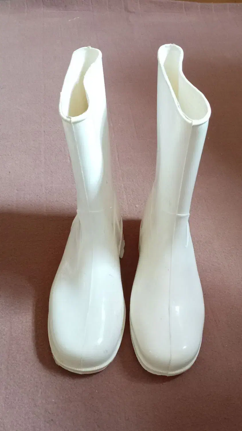 چکمه سفید مخصوص بارندگی باغبانی سایز 38|کیف، کفش، کمربند|شیراز, وصال|دیوار