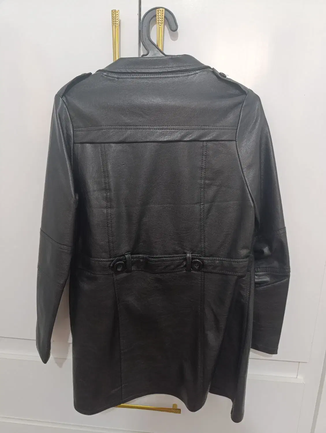 مانتو|لباس|تربت جام, زیباکنار|دیوار