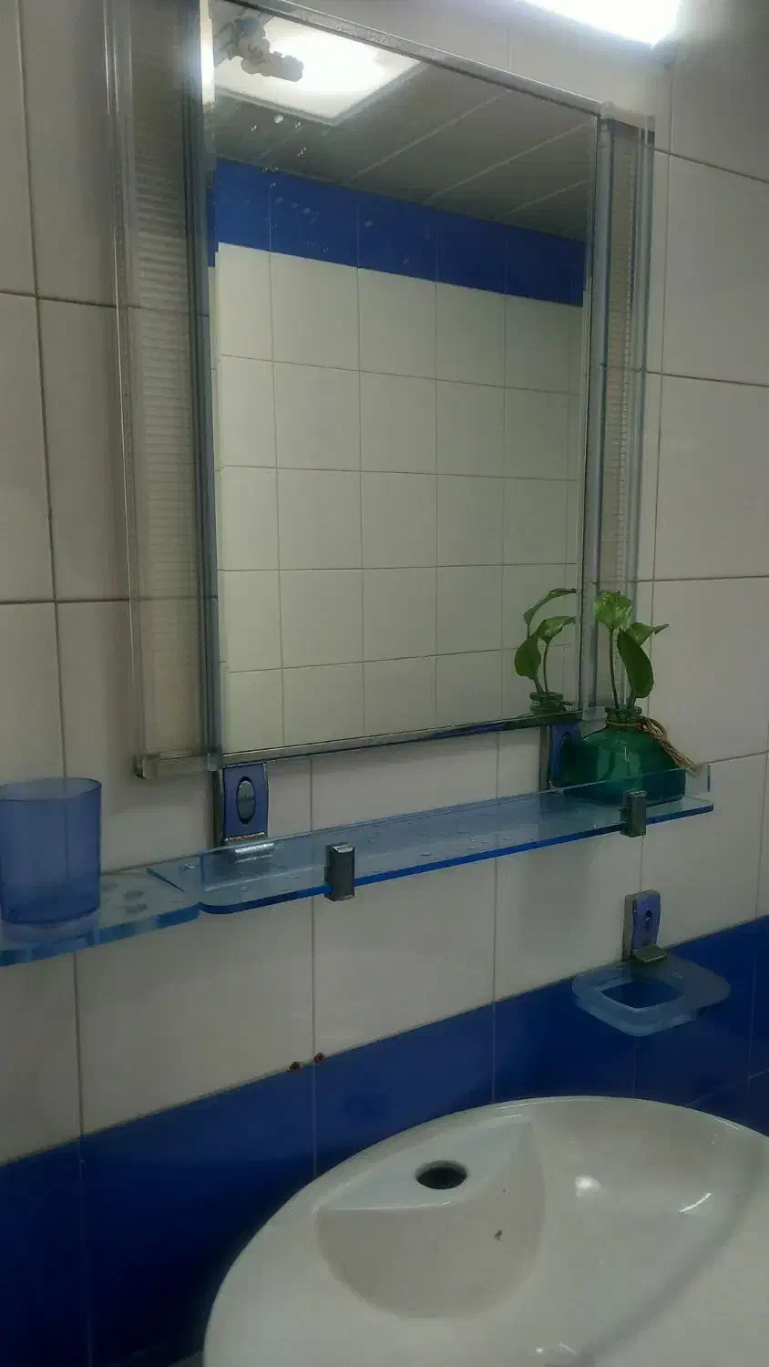 روشویی و ست آینه|لوازم سرویس بهداشتی|رشت, صفاری|دیوار