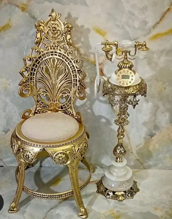 تلفن کنار سالنی تمام برنز|صنایع دستی و سایر لوازم تزئینی|قم, شهرک توانیر|دیوار