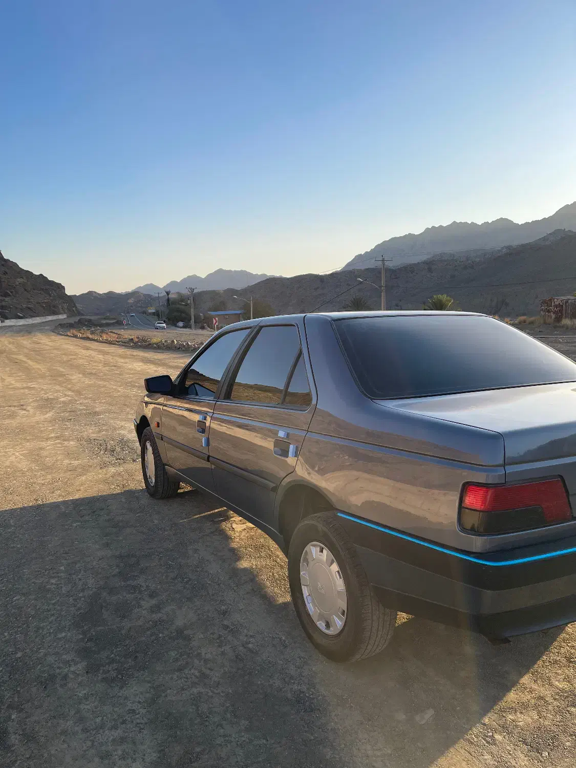 پژو ۴۰۵|خودرو سواری و وانت|جیرفت, |دیوار