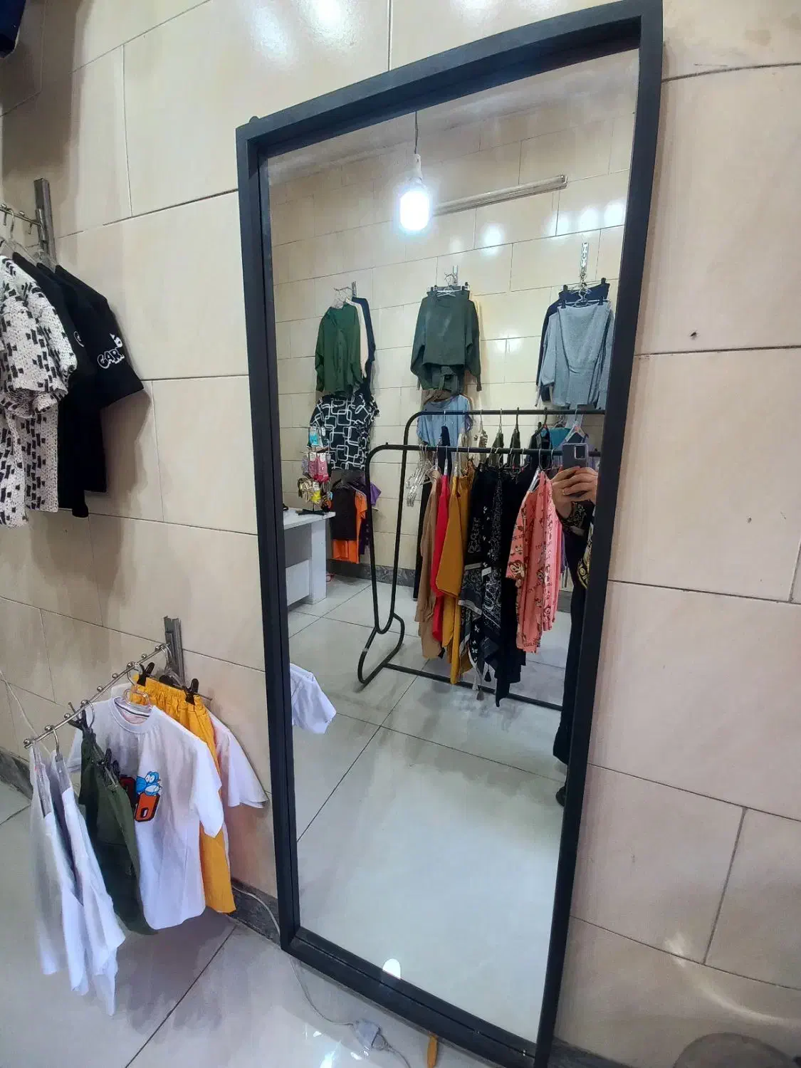 فروش فوری آیینه.رگال.مانکن|فروشگاه و مغازه|اسلامشهر, مطهری|دیوار