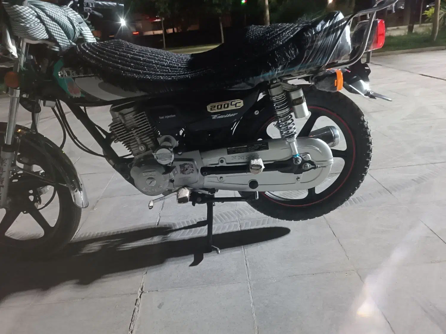 موتور پرواز ۲۰۰|موتورسیکلت|نهاوند, |دیوار