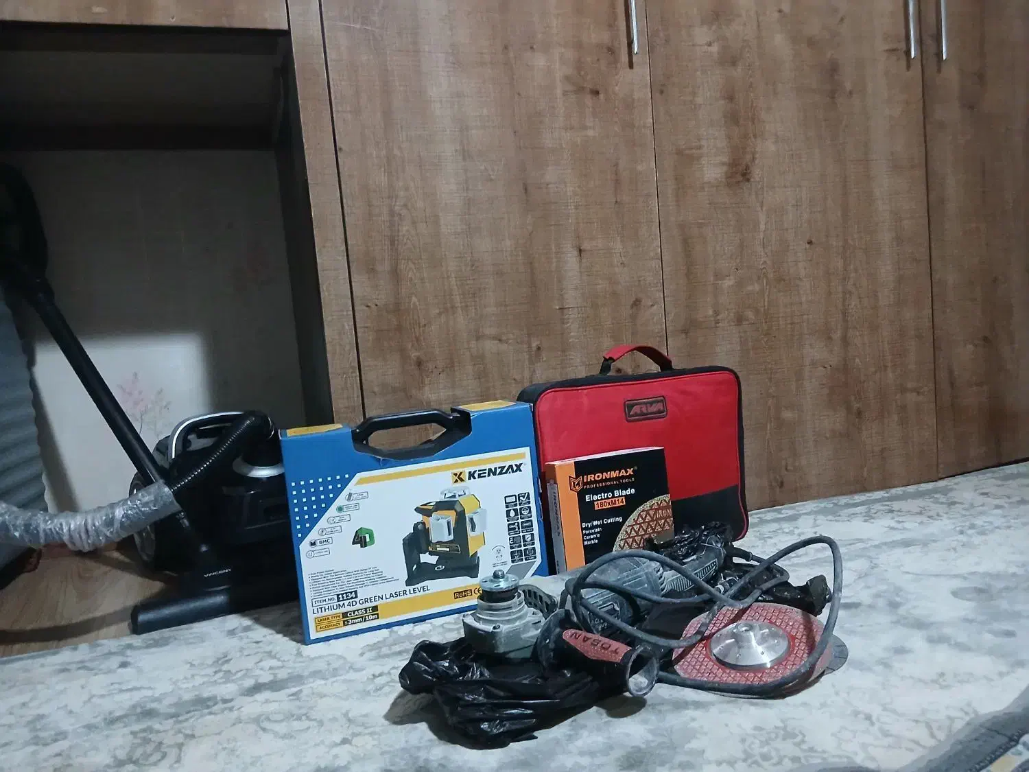 تراز لیزری،دلر سه کاره آروا،فرض توسا|ابزارآلات|مشهد, کوی المهدی|دیوار