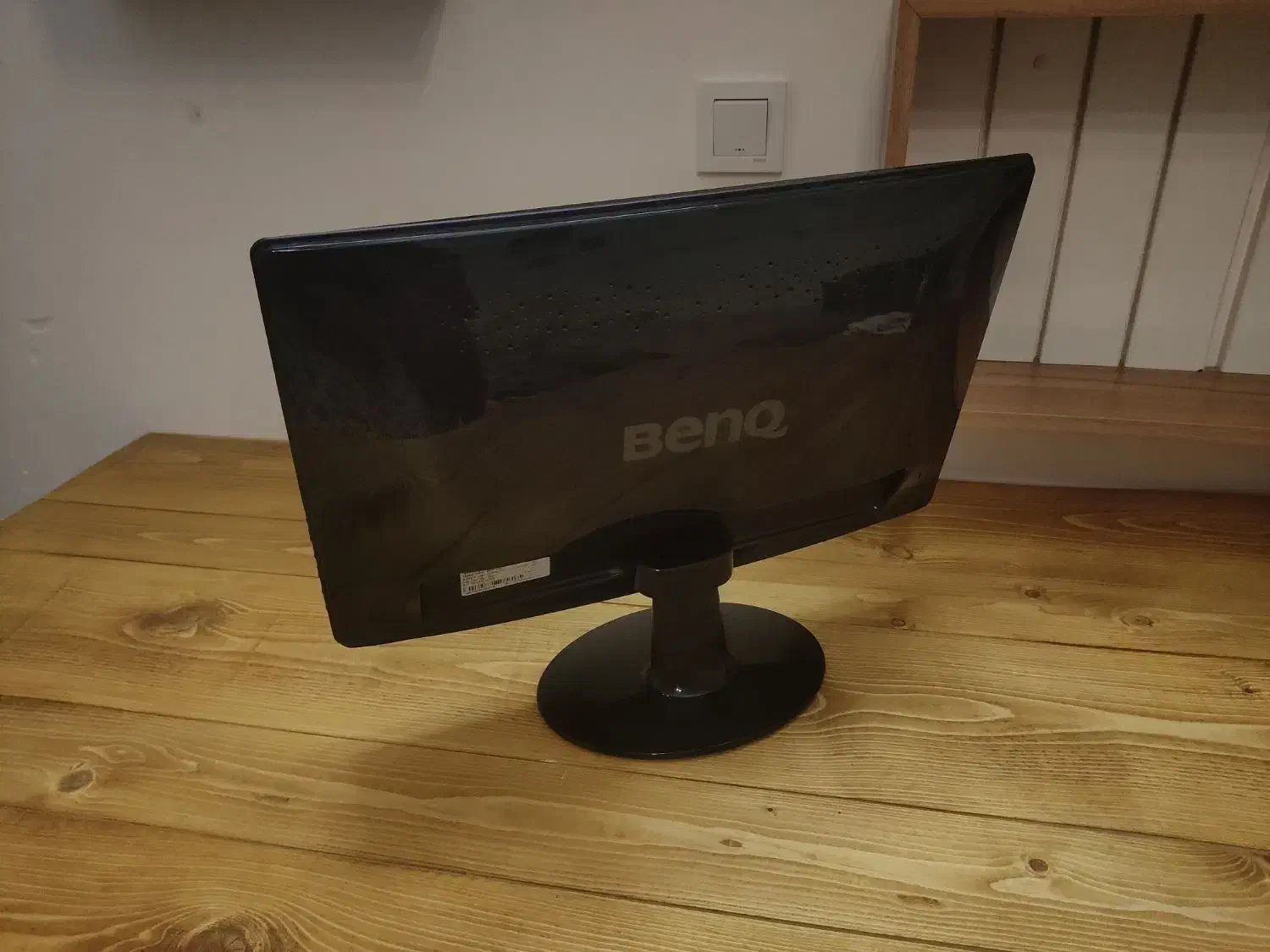 مانیتور ۲۰ اینچ بنکیو|قطعات و لوازم جانبی رایانه|قم, پردیسان|دیوار