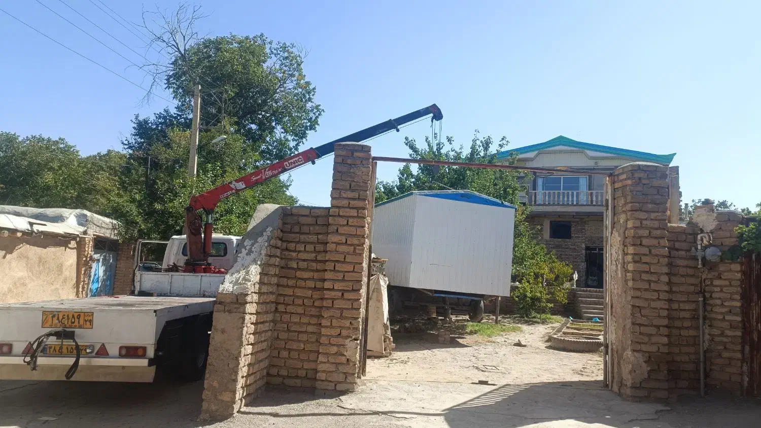 جرثقیل خاوری ۳تن|خدمات حمل و نقل|کنگاور, |دیوار