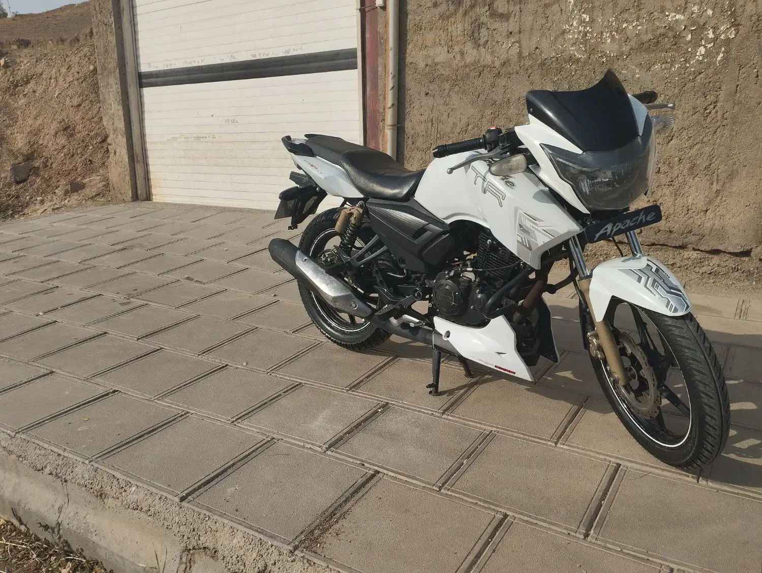 موتور آپاچی 180 مدل 1390|موتورسیکلت|کلات (خراسان), |دیوار