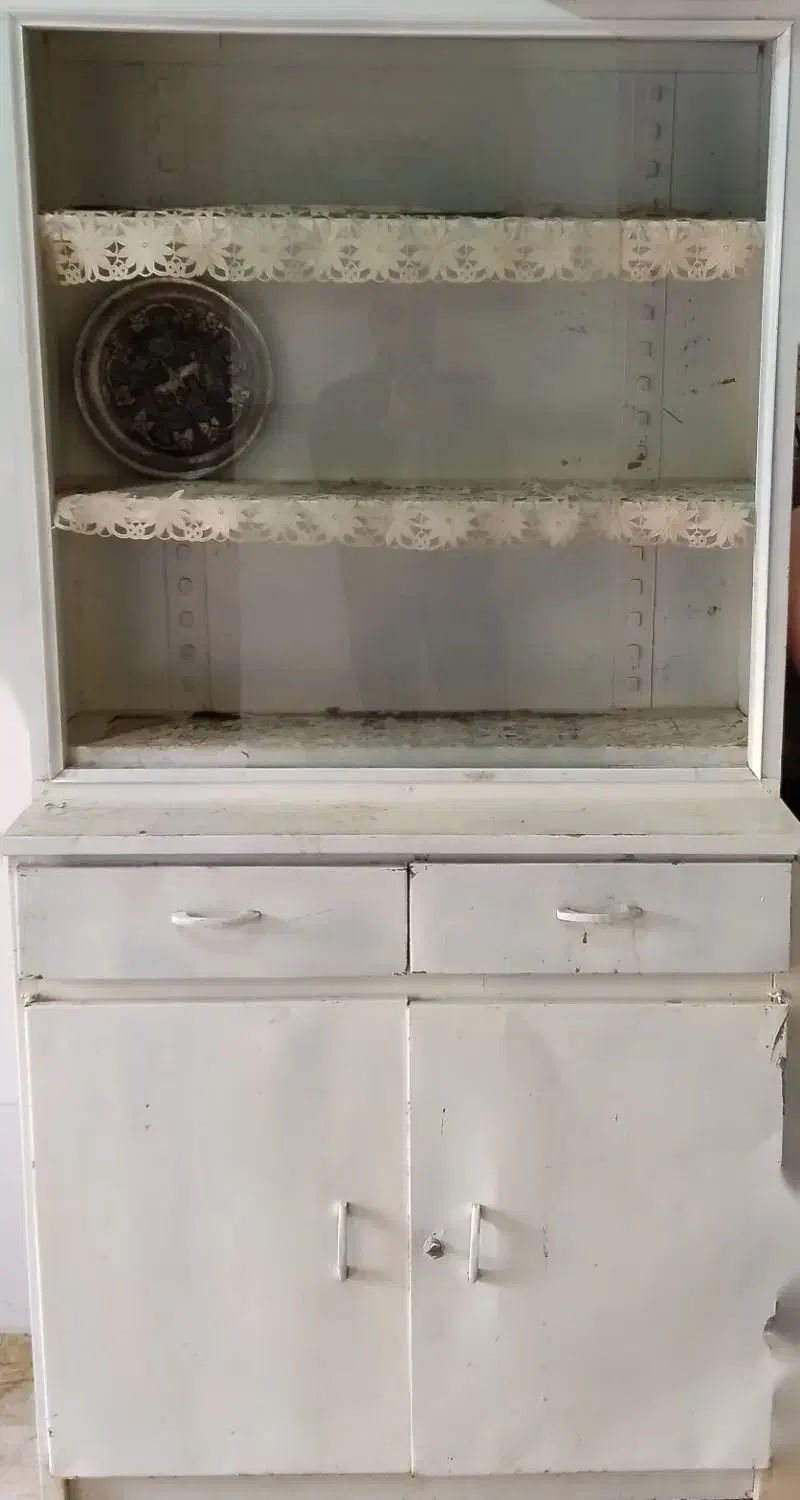 کمد کتابخانه فلزی در شیشه ای|کتابخانه، شلف، قفسه‌های دیواری|تویسرکان, |دیوار