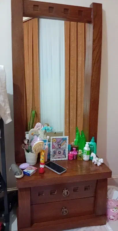 فروش میز و آیینه تمام قدی|بوفه، ویترین، کنسول|قم, سالاریه|دیوار