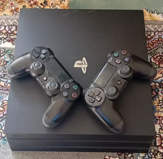 پلی استیشن 4(یکترابایت)پرو|کنسول، بازی ویدئویی و آنلاین|بروجرد, |دیوار