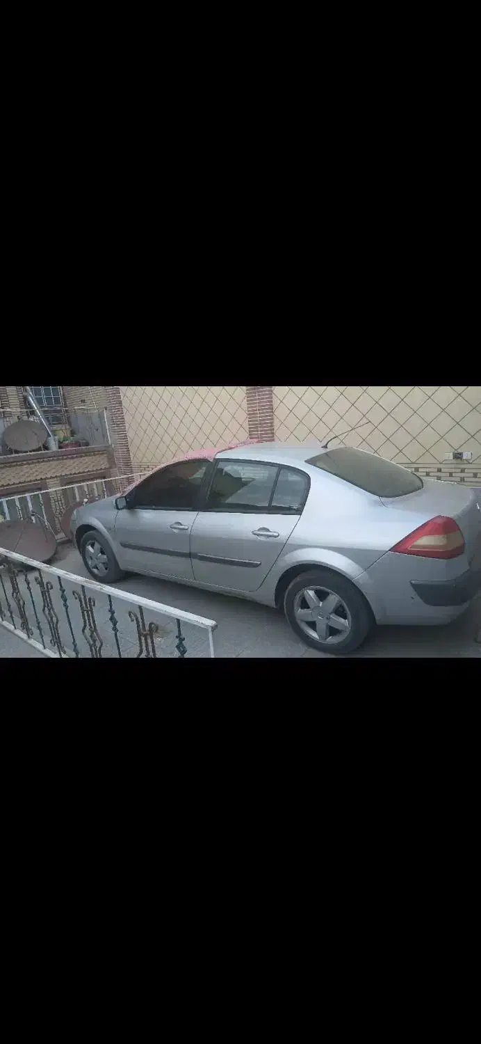 مگان ۲۰۰۰وارداتی تمام فول|خودرو سواری و وانت|میبد, |دیوار