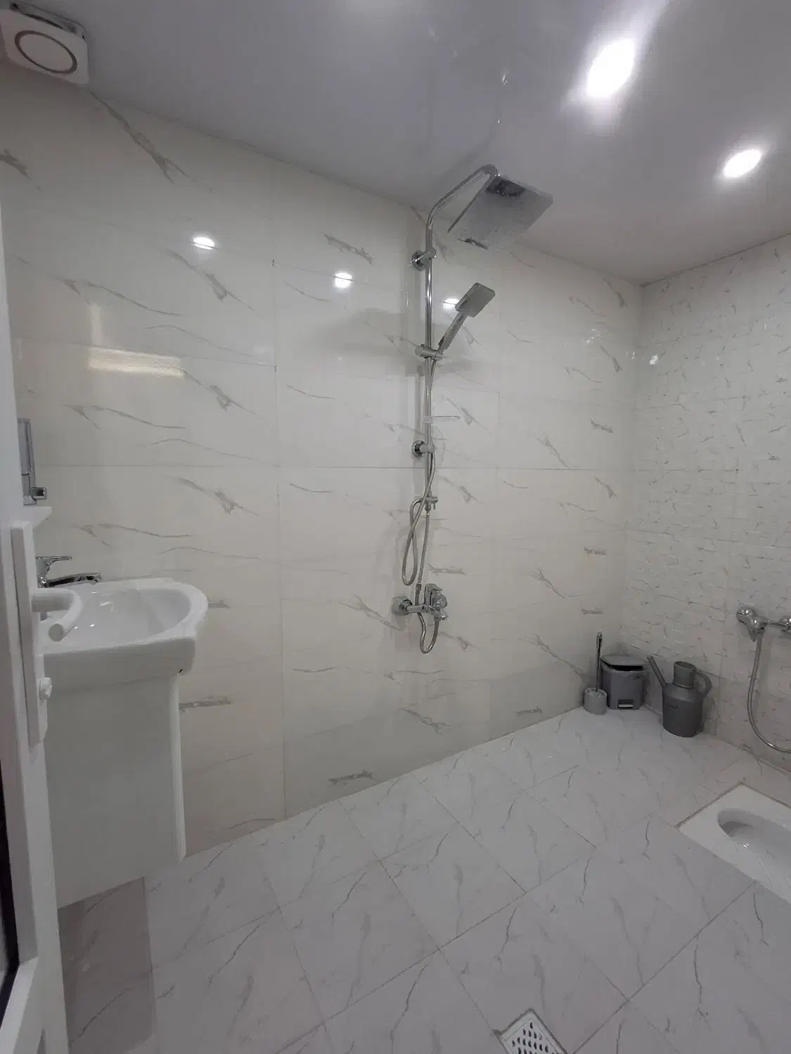 اجاره سوئیت،دارای پارکینگ،امنیت بالا، ۲۴ساعته|اجارهٔ کوتاه‌مدت آپارتمان و سوئیت|ملایر, |دیوار