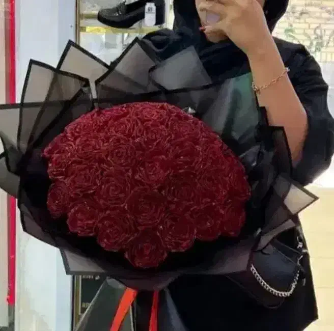 گل زیبا ولاکچری  .پول آرایی|گل مصنوعی|همدان, |دیوار