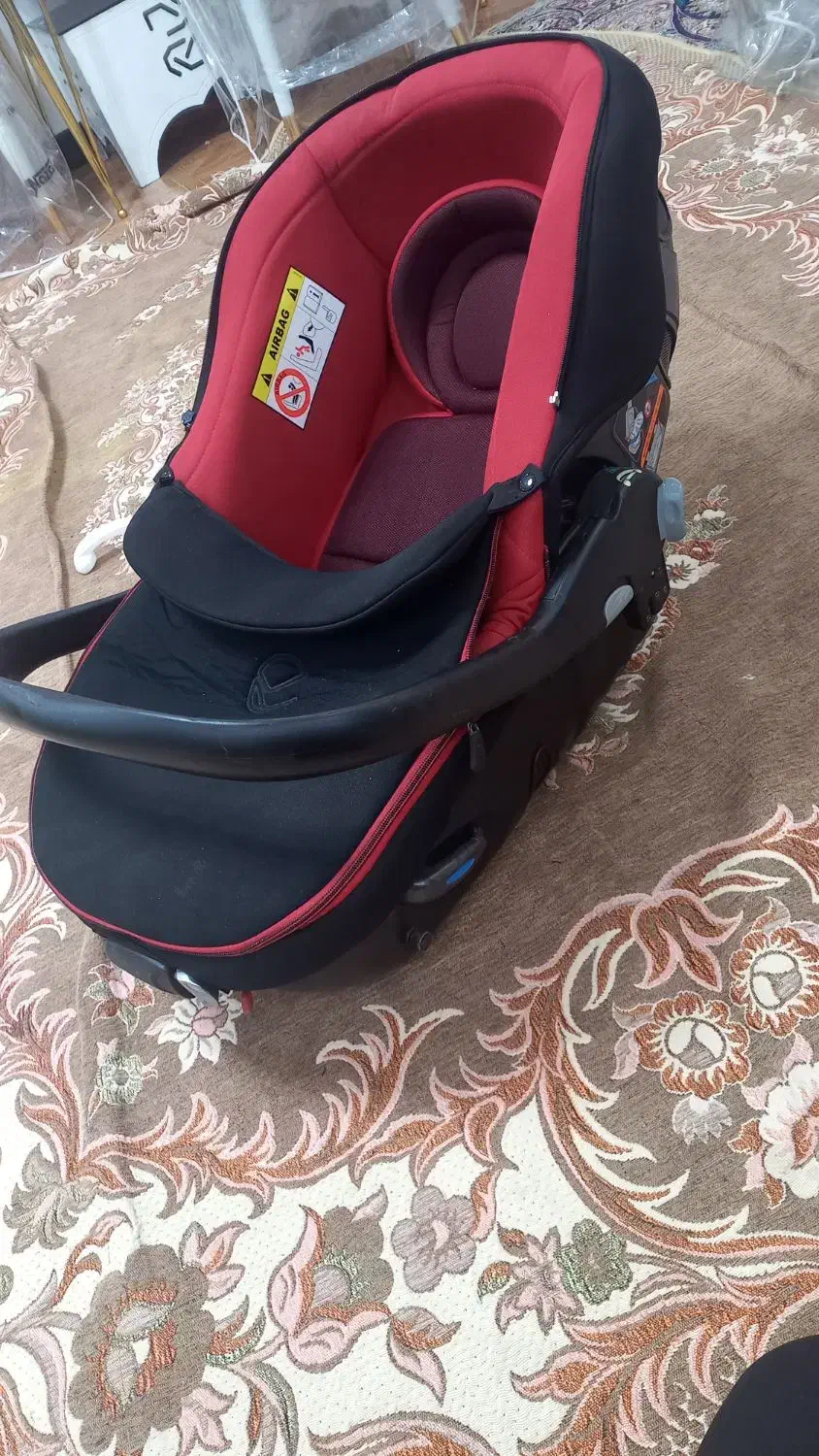 صندلی ماشین کودک سالم|تخت و صندلی بچه|رشت, معلولین|دیوار