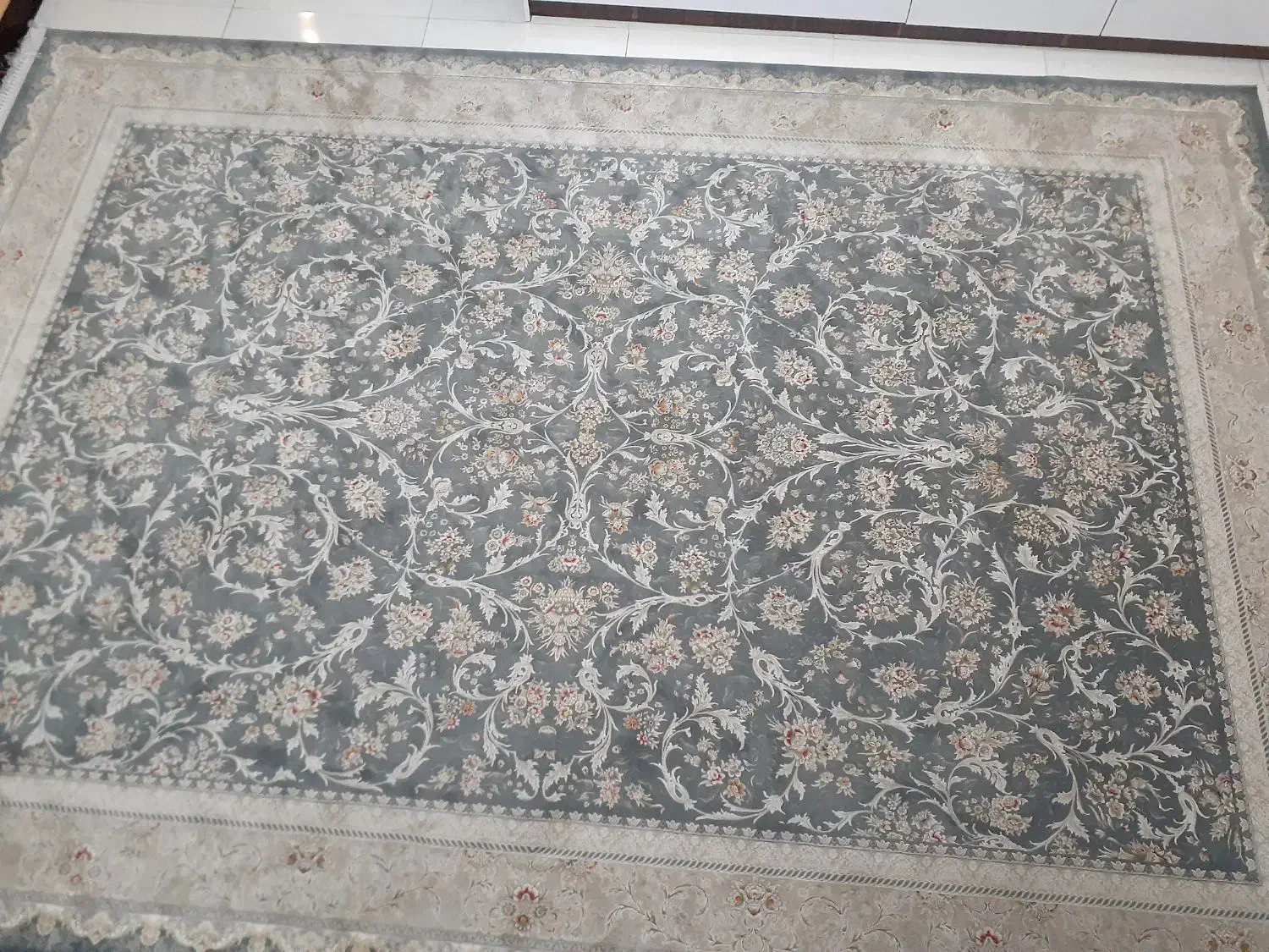 فرش ۹ متری گل برجسته ۱۲۰۰شانه|فرش|اصفهان, گرکان|دیوار