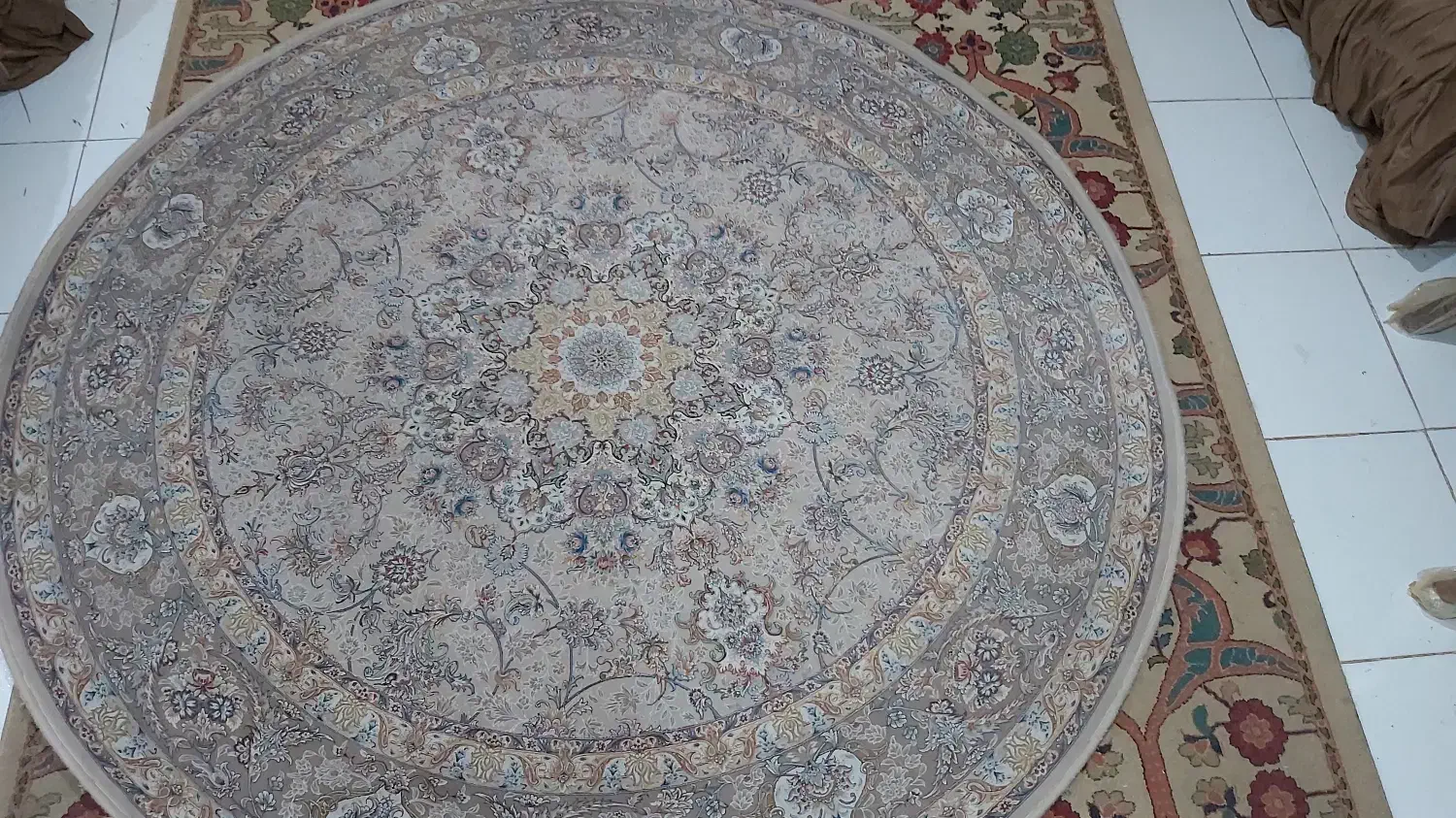 فرش محتشم ۲در۲ گرد|فرش|کرج, شاهین‌ویلا|دیوار