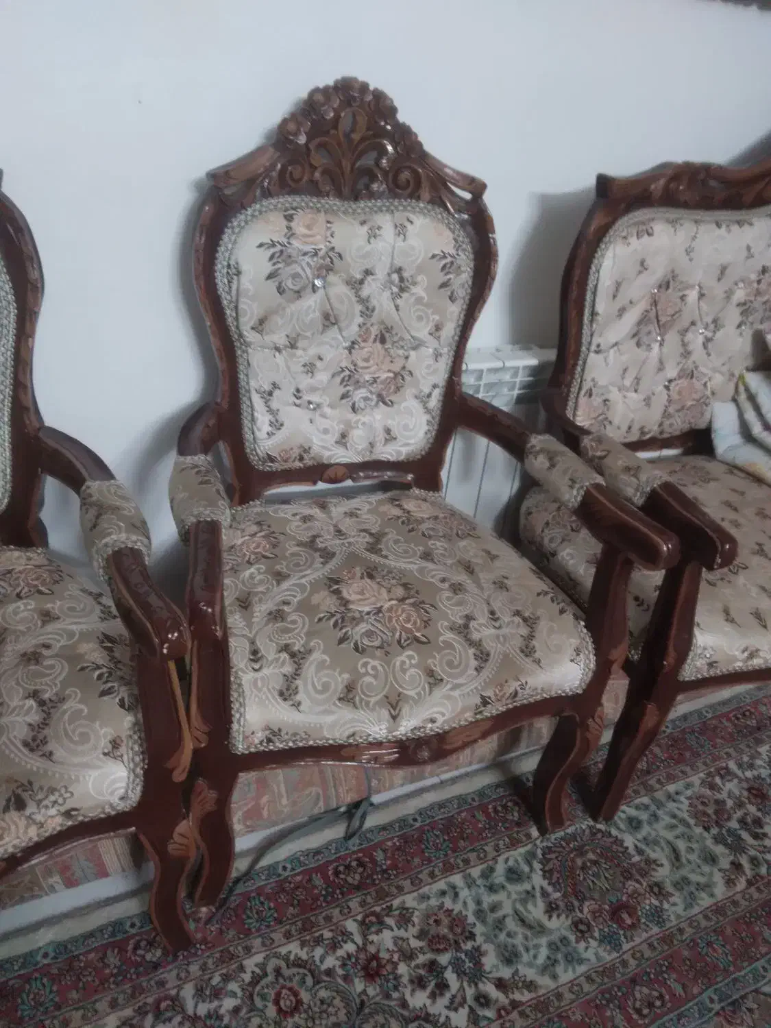 مبلمان سلطنتی|مبلمان خانگی و میز عسلی|سبزوار, توحیدشهر|دیوار