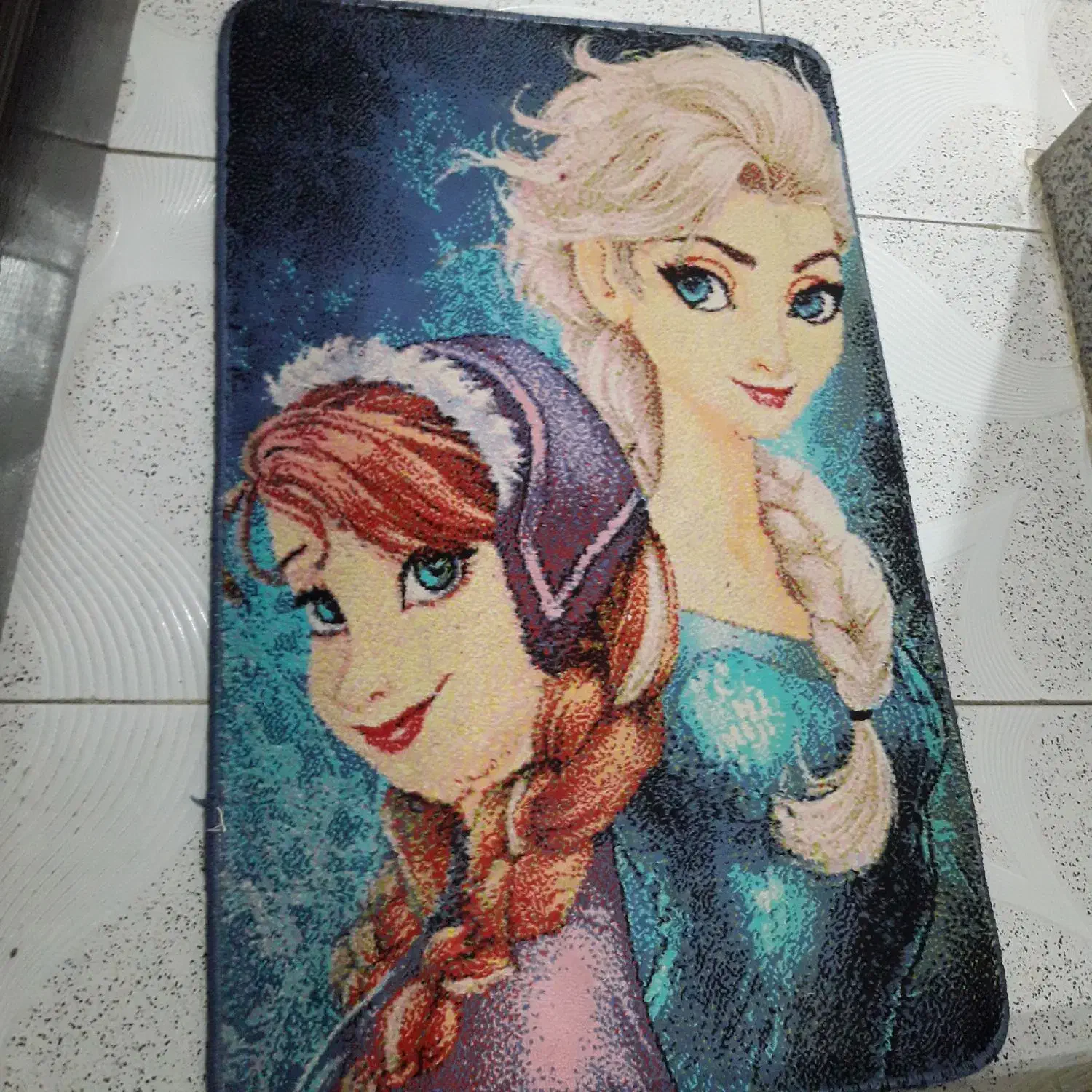 فرش|پادری|رشت, دروازه لاکان|دیوار